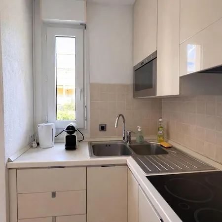 Cap Et Soleil Peaceful Private Garden, 2 Terraces, Pool, Garage, 5 Min Walk To Semesterbostad