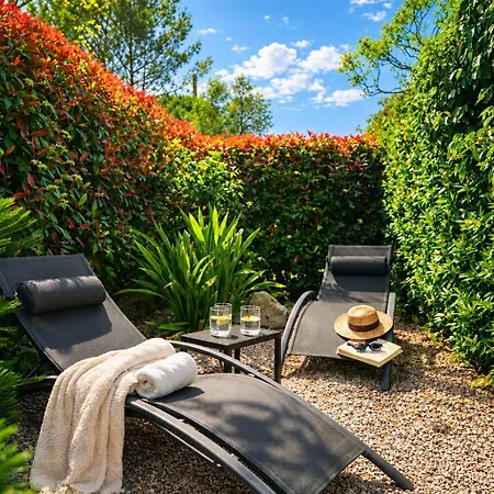 Cap Et Soleil Peaceful Garden, 2 Terraces, Pool, Garage, 5 Min Walk To Casa vacanze